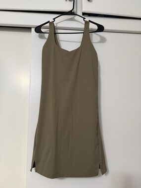 Old Navy Powersoft Athletic Dress Green Size Small Tennis Dress Built in Shorts
